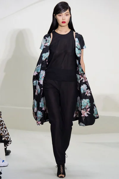 Look 26